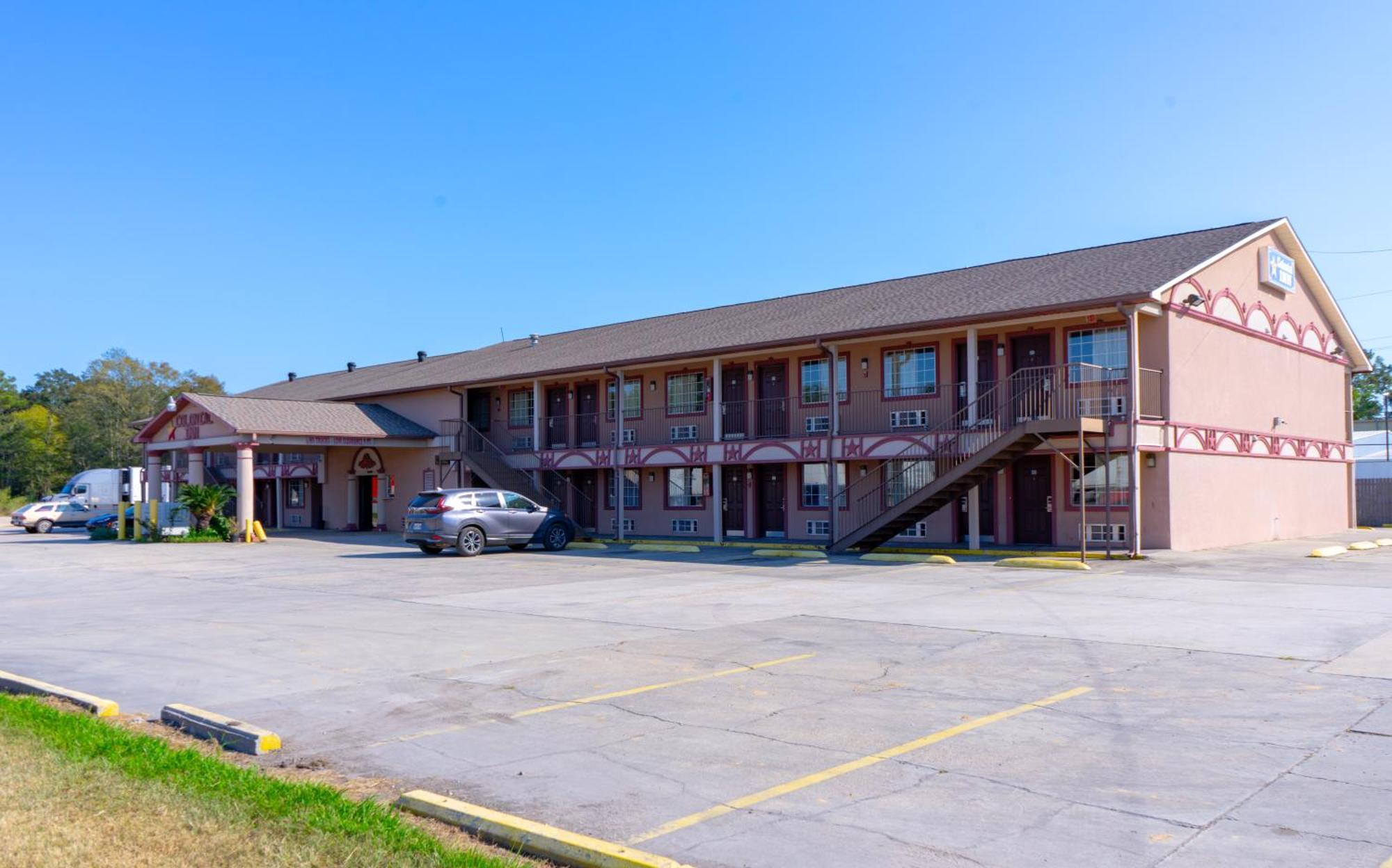 Colonial Inn Hammond Bagian luar foto